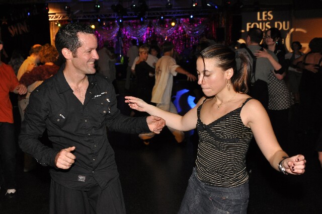 min 2008 11 08 fous swing 384